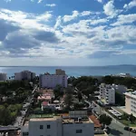 Villa Henry